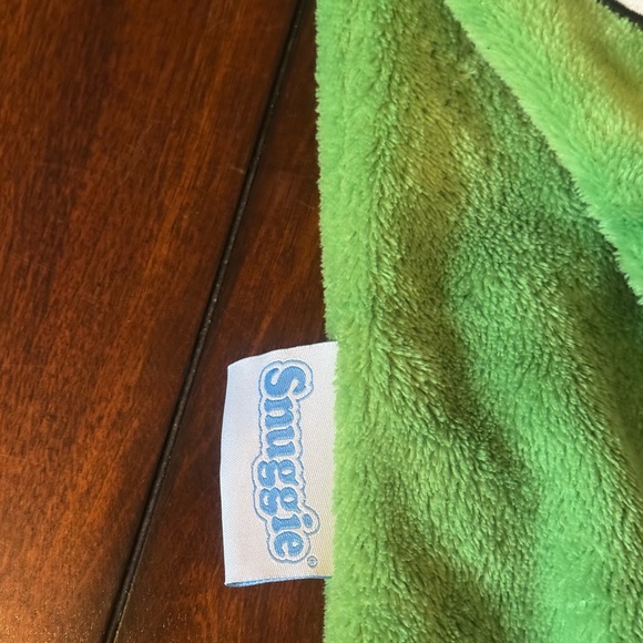 Snuggie Tails Fiery Green Dragon Costume Blanket - Picture 2 of 8